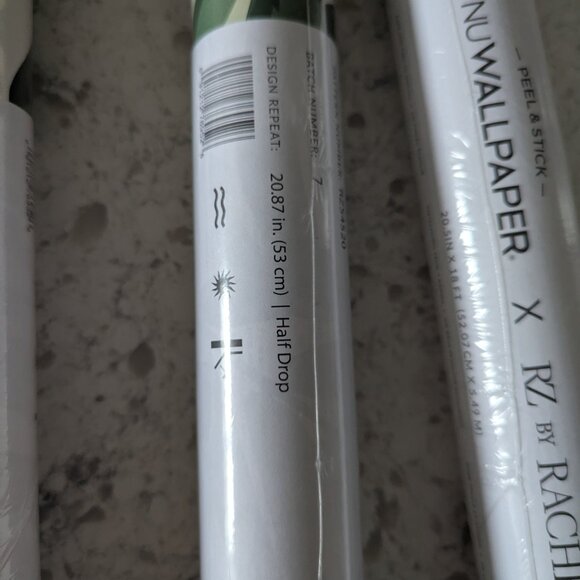 Rachel Zoe Tropical Green Foliage Wallpaper - Picture 6 of 7